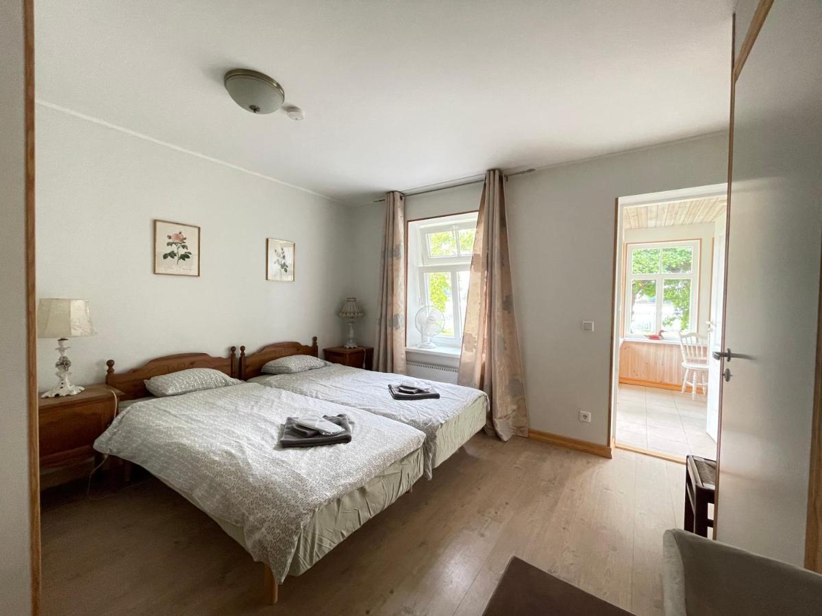 Haapsalu Guesthouse Екстер'єр фото
