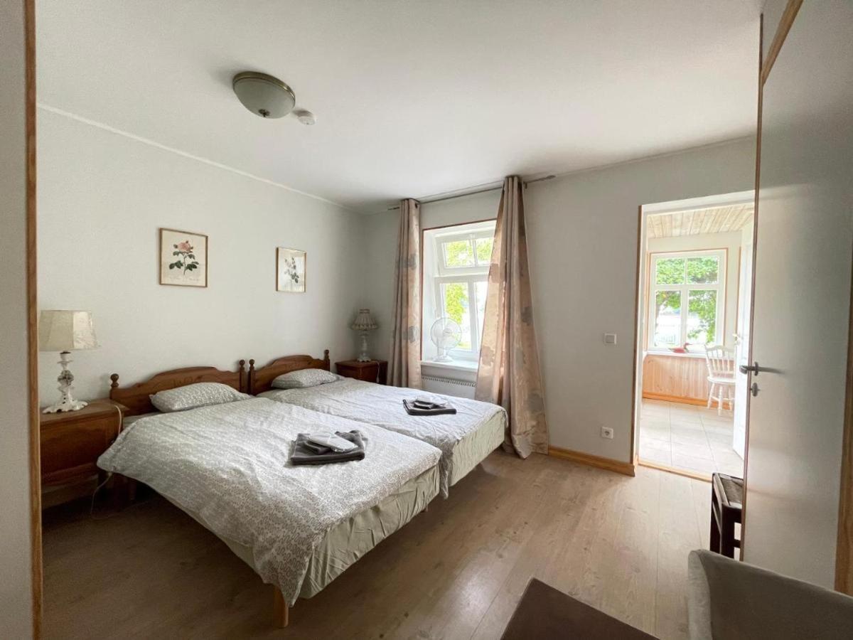 Haapsalu Guesthouse Екстер'єр фото